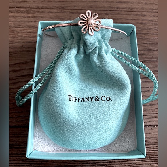Tiffany&Co - Picture 1 of 5